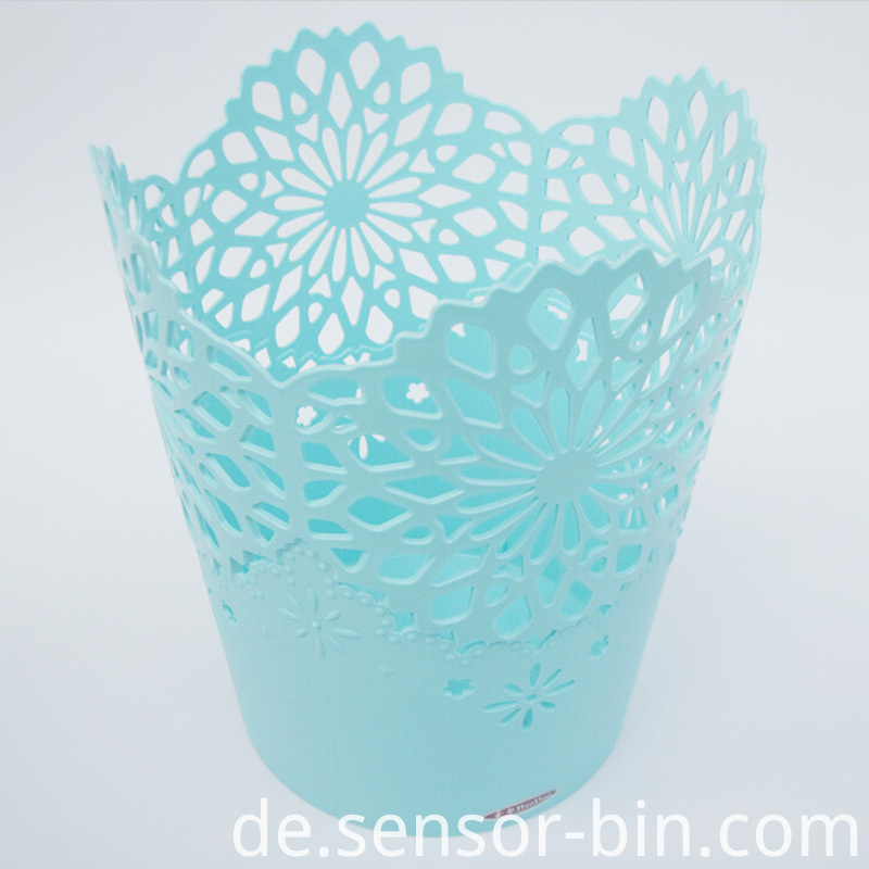 Three Colors Available Plastic Hollow Trash Bin (A9B-9020)